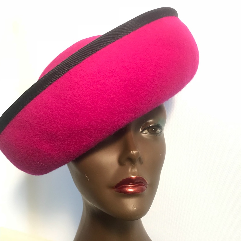Vintage “Hillary Banks” style hat